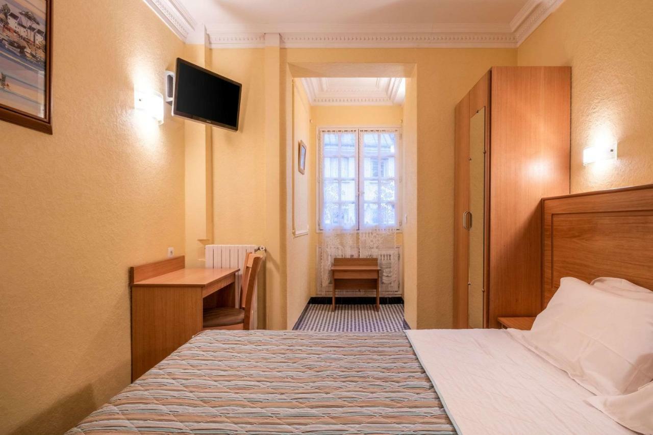 Comfort Hotel Au Firmament Asnières Buitenkant foto